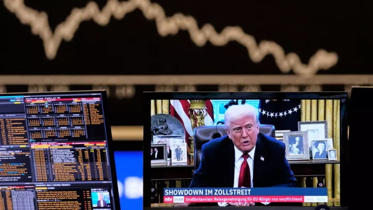 Global Markets Waver as Trump Tariff Threat Rattles Investor Confidence